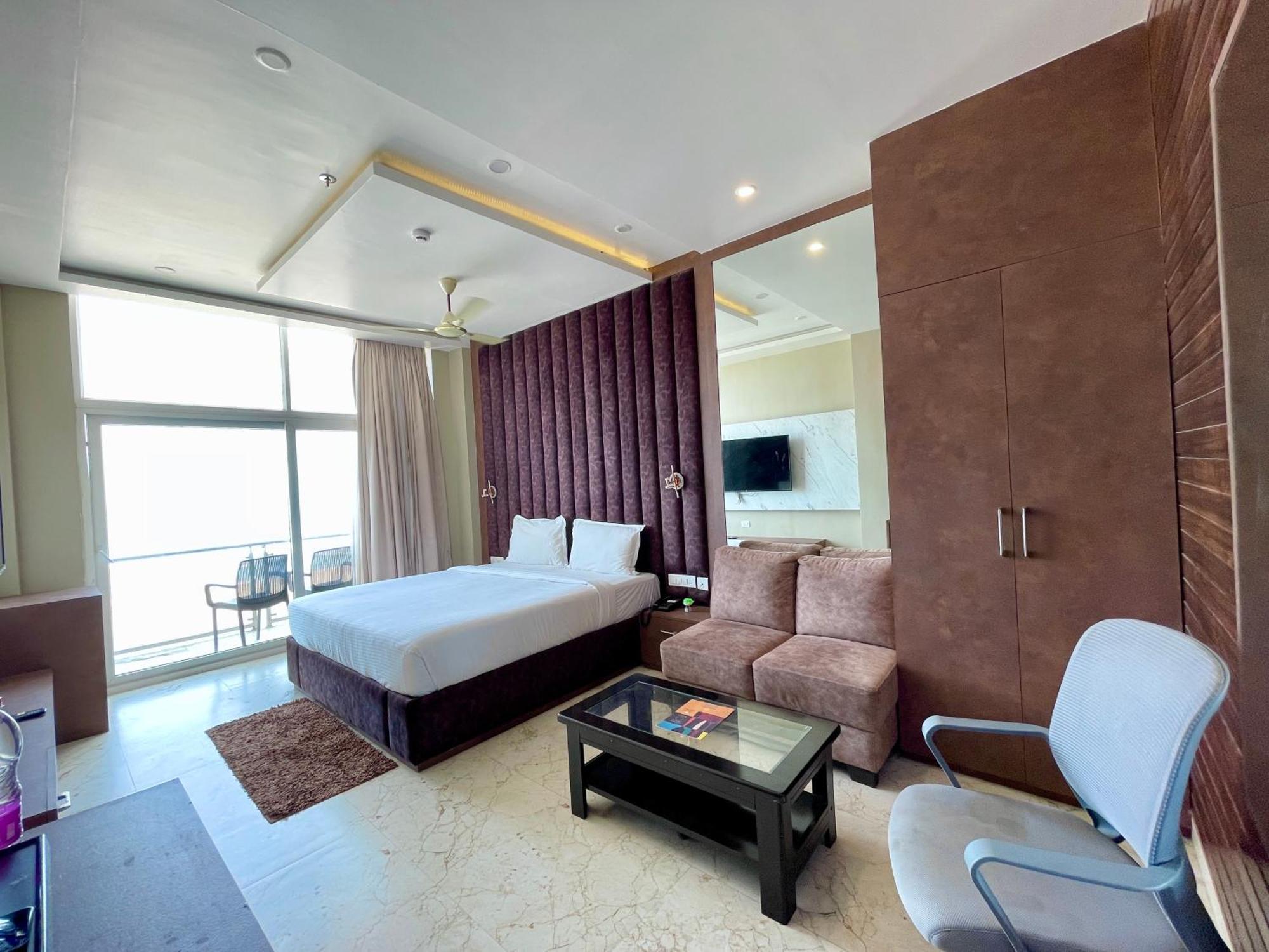 Hotel Tbs In Puri Luaran gambar