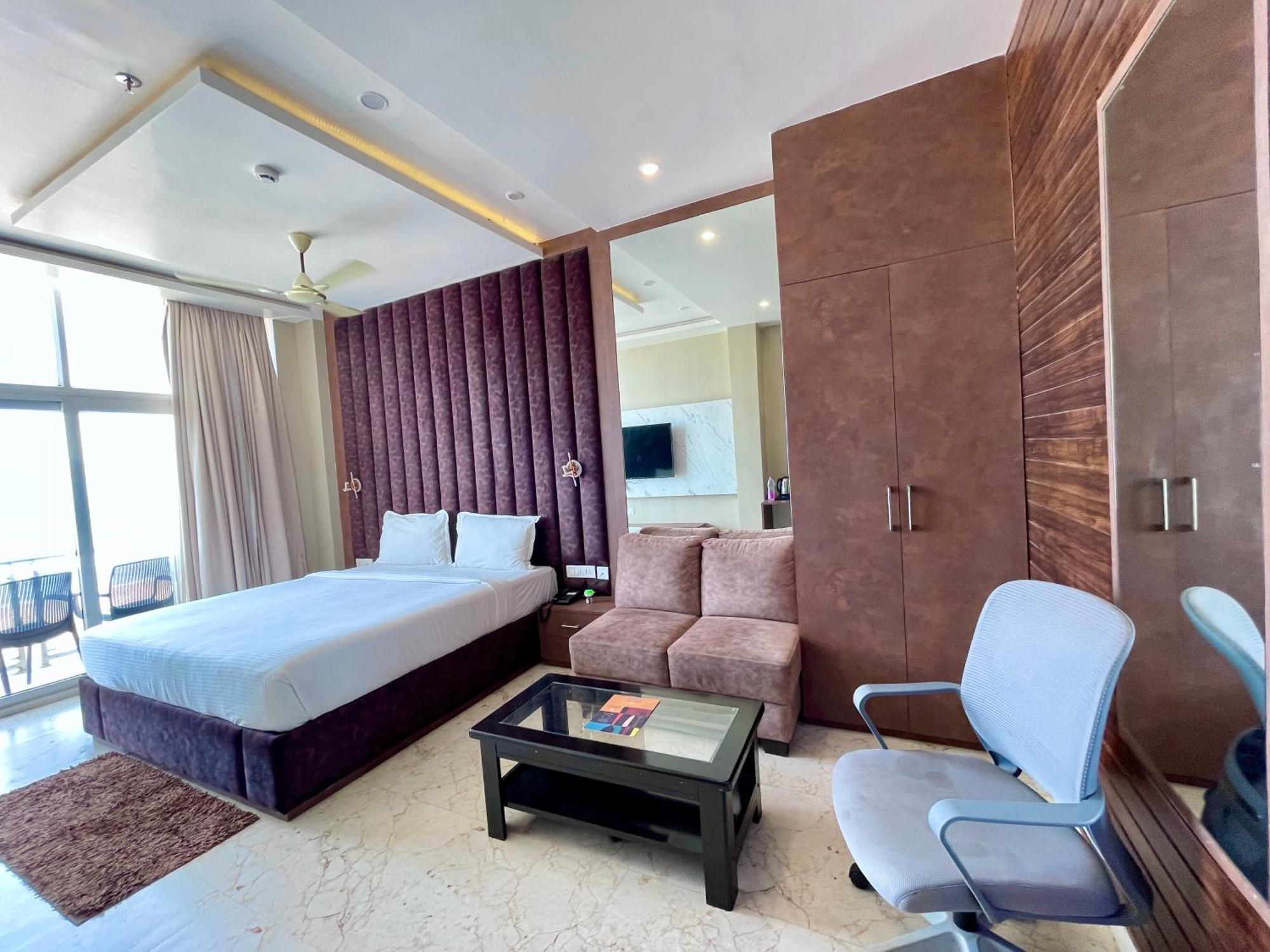 Hotel Tbs In Puri Luaran gambar