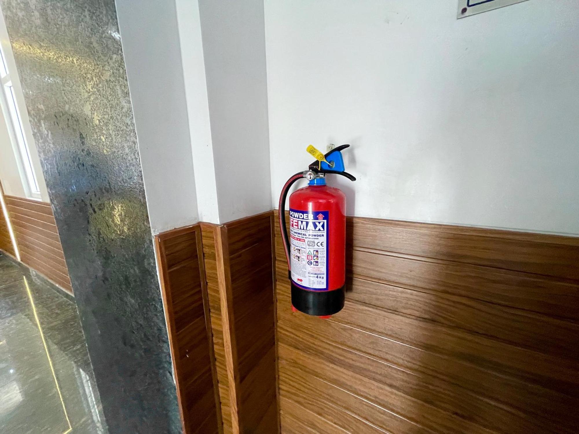 Hotel Tbs In Puri Luaran gambar